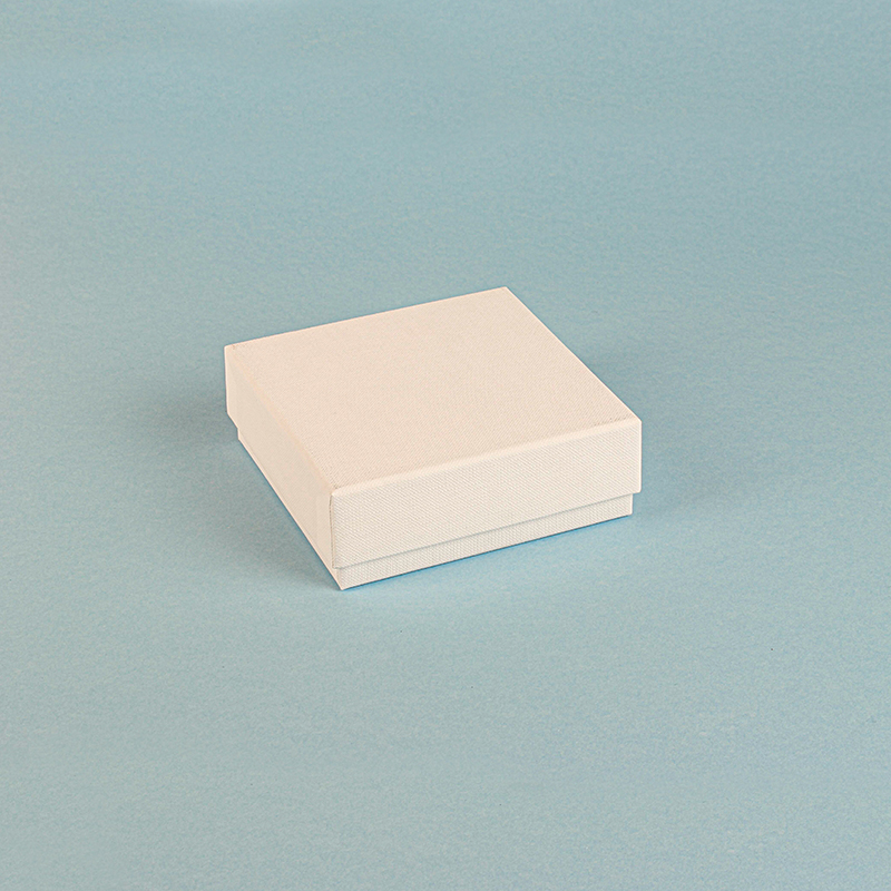 Écrin vide-poche carton aspect grainé mat blanc