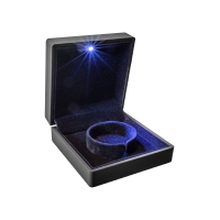 Écrin bague fente à LED plastique aspect gommé, noir