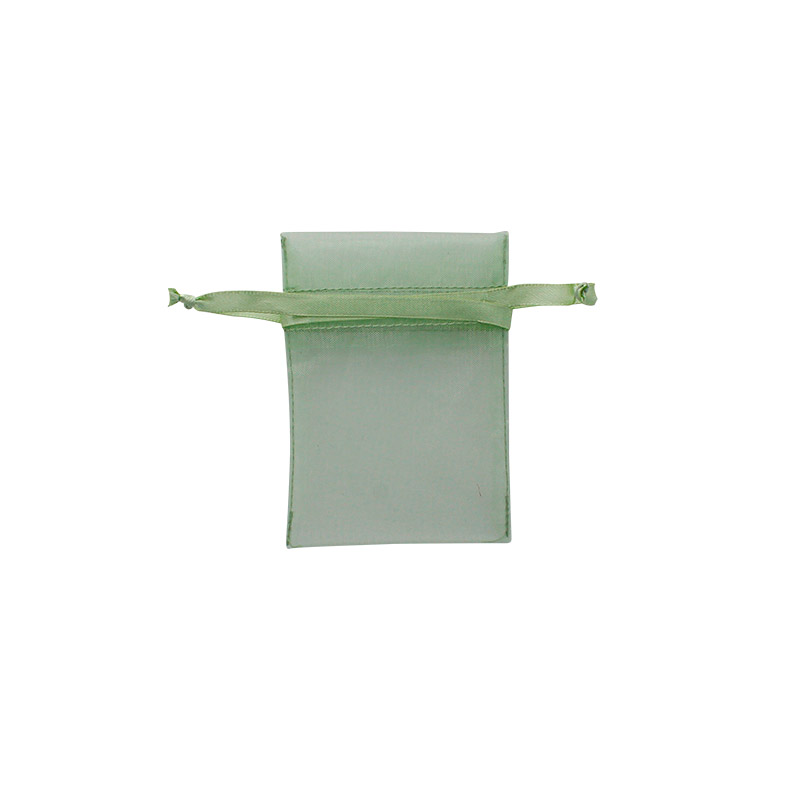 Bourses voile organdi synthétique vert sauge, 7 x 7cm