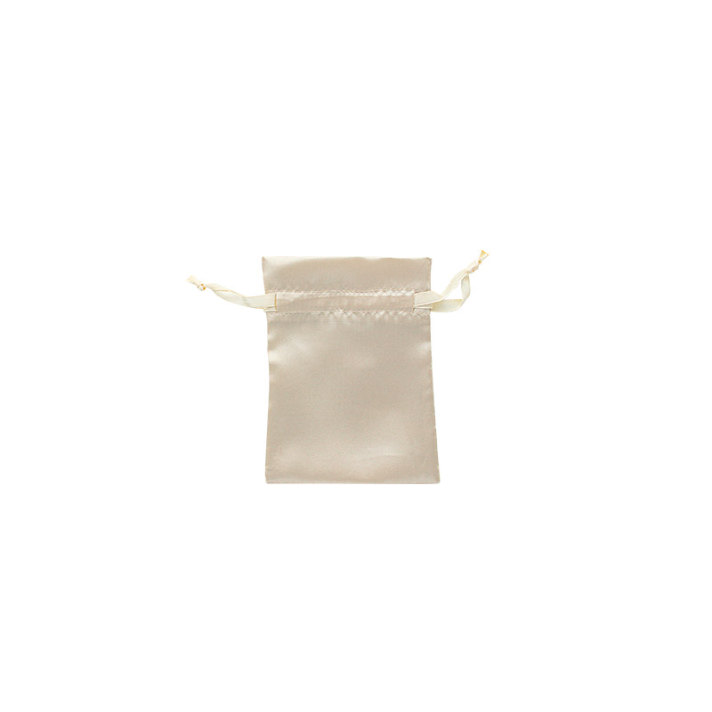 Bourses satin synthétique beige 9 x 9cm