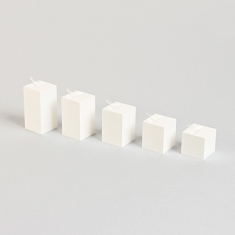 Set de 5 plots bagues carrés plexi blanc mat à tige H 2 - 2,5 - 3 - 3,5 - 4cm