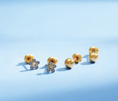 Inverness 4 mm ball ear piercing studs in steel gilded with fine gold