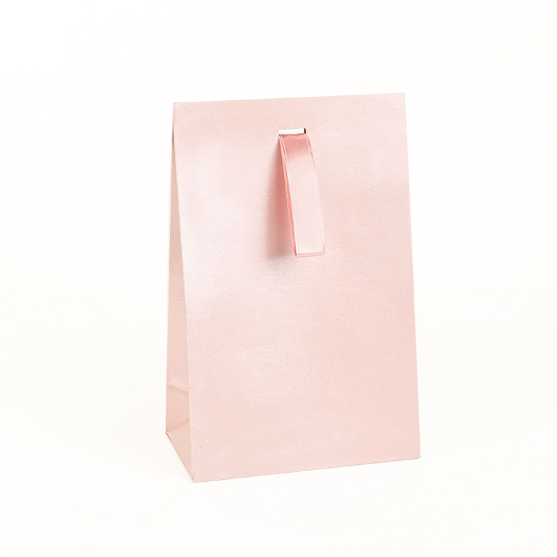 Pearlescent pink paper stand-up bags with pink ribbon, 125 g - 10 x 6.5 x 16 cm tall