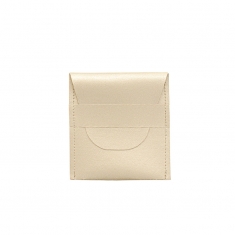 Smooth gold satin-finished pouches with flap (x5)