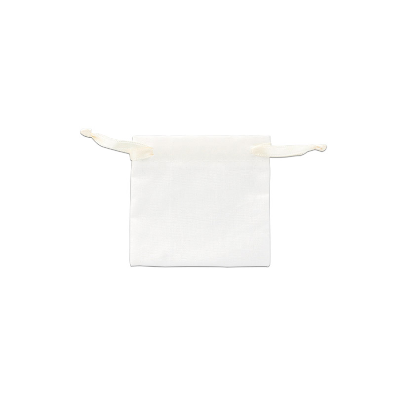 White cotton pouches with satin ribbon