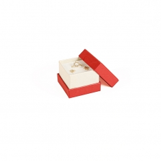 Pearlescent red card ring box with contrasting cream colour centre