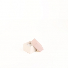 Two tone card ring box, pearlescent pink and white