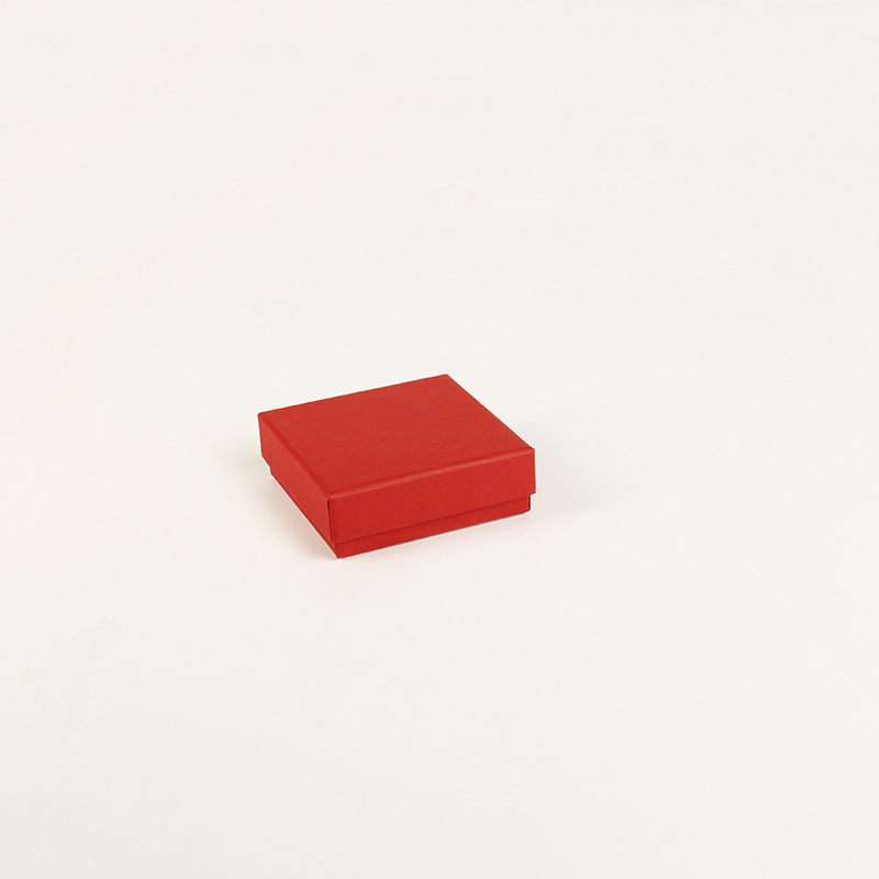 Red satin finish card ring box