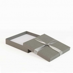 Card necklace box with satin ribbon