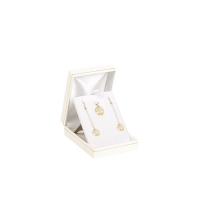 White leatherette pendant box with a gold border