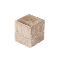 Beige velveteen square ring box