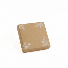 Natural Kraft-coloured universal box - White leaf pattern