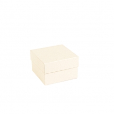 Light natural card and recycled leather ring box
