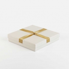 Card jewellery presentation box decorated with satin ribbon