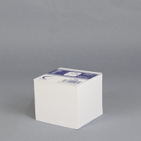 Block of 800 white sticky notes