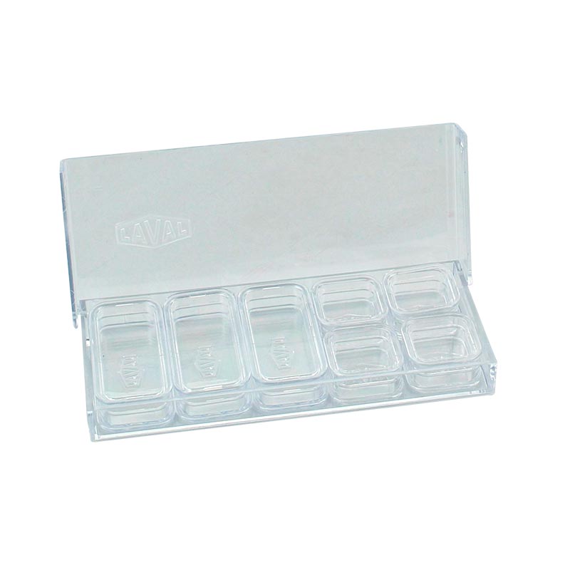 Clear rectangular boxes