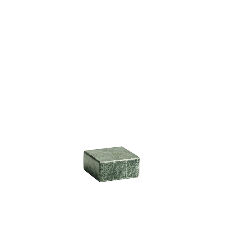 Green marble display square 2.8 x 2.8 x 1.6 cm