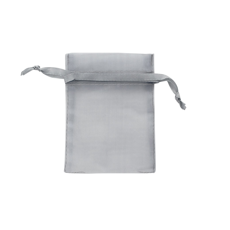 Silver-coloured organza pouches, 12 x 13 cm