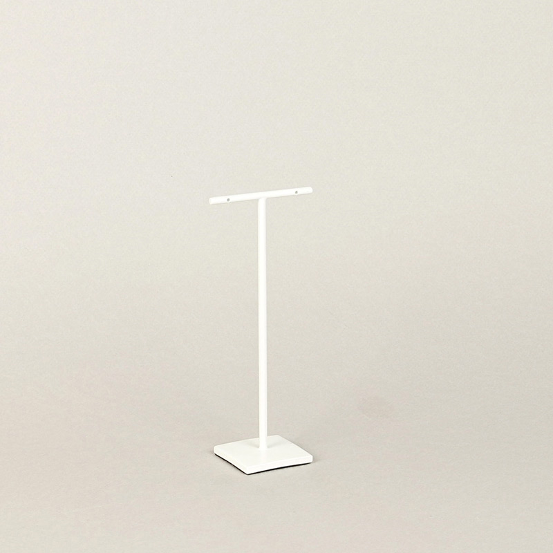 Display for 1 pair of earrings in matt white metal H 10.5cm