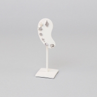 White painted metal \'ear\' display for earrings / ear piercing studs, 7 holes