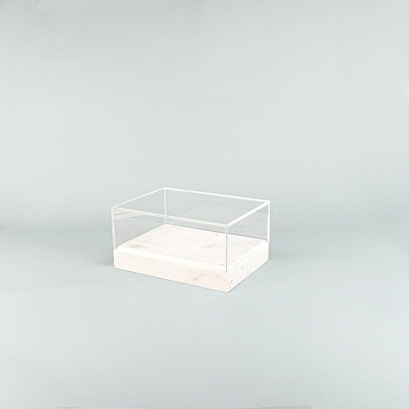 Marble display case with plexi lid - 23 x 17 x H 3.5 + lid 8cm