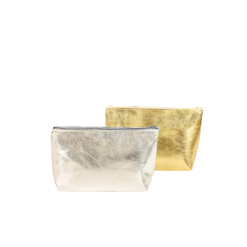 Silver and gold-coloured leatherette jewellery travel pouches, 16 x 12 x 8cm