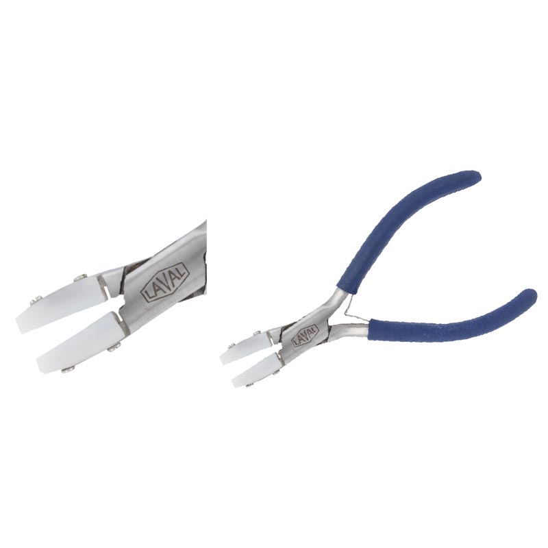 Flat nose pliers with plastic jaws