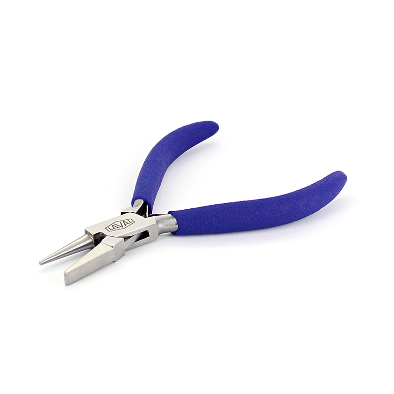 Round and flat nose pliers